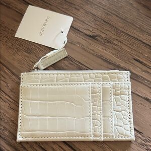 Primark Cream Croc-Embossed Zip Card Holder